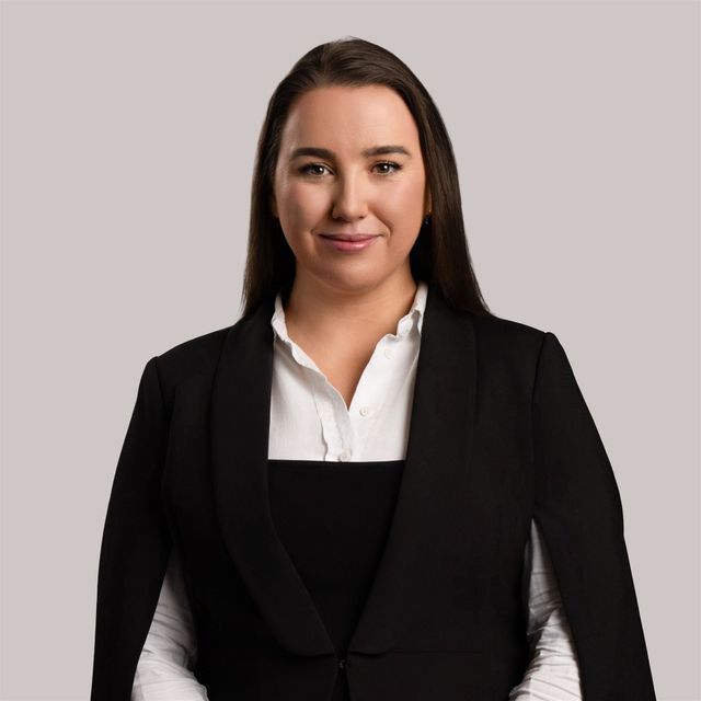 Hayley Challender, Solicitor at Farrell Lusher Solicitors