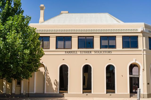 Farrell Lusher Solicitors office building on Fitzmaurice Street, Wagga Wagga